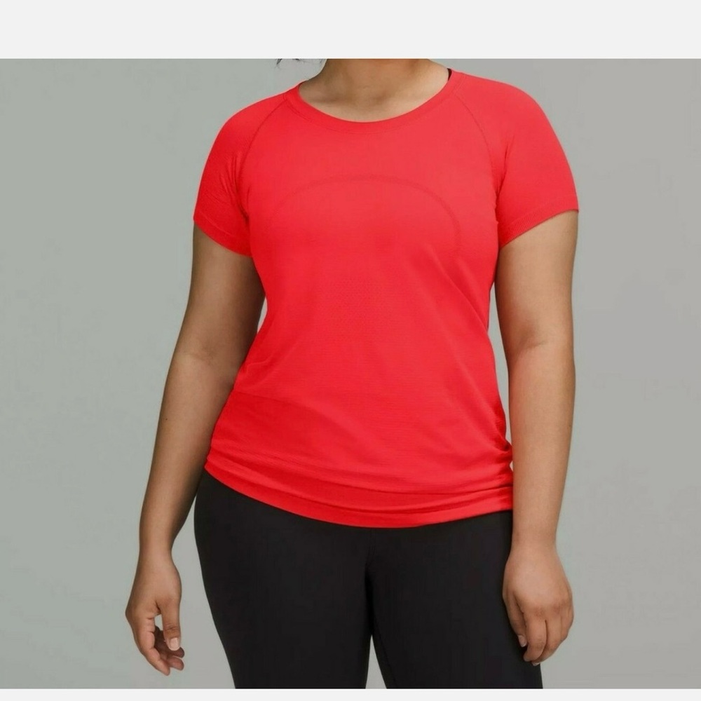 Lululemon Swiftly Tech Short Sleeve 2.0 Love Red Size S/p